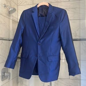 English Laundry. Boys 14 suit.